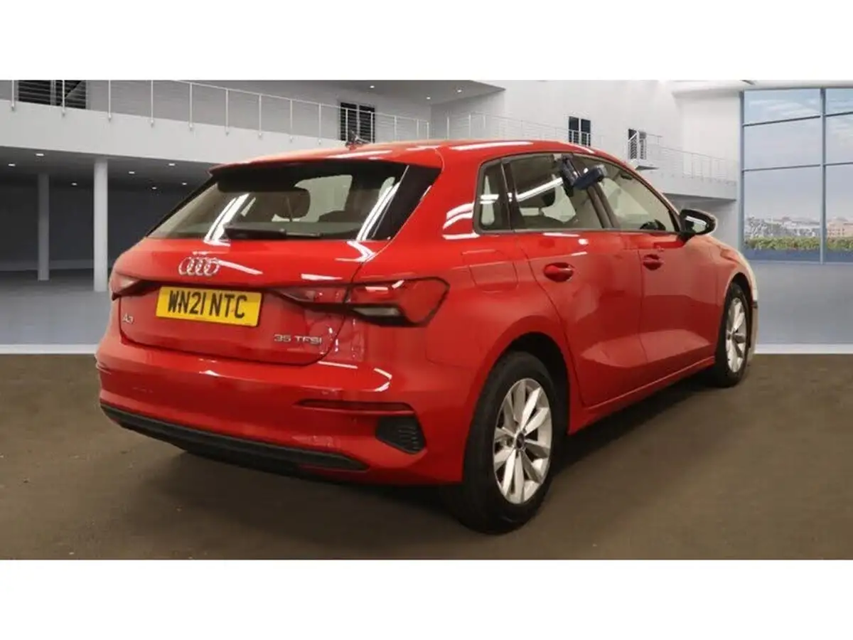 2021-audi-a3-15-35-tfsi-technik-s-tronic-big-3