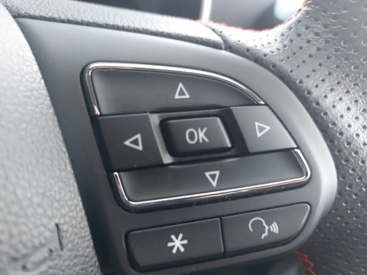 2021-mg-zs-suv-15-vti-tech-exclusive-big-12