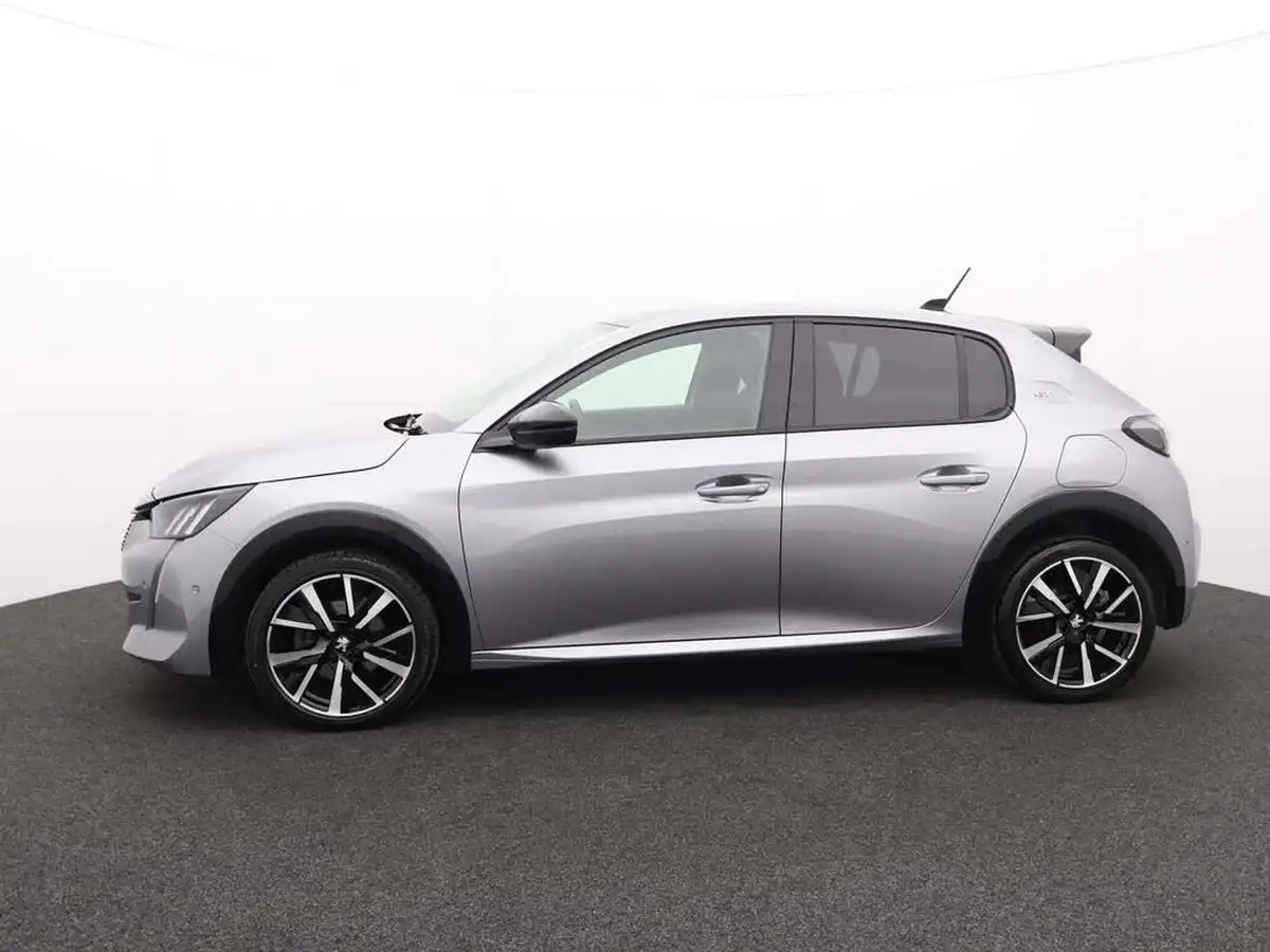 2022-peugeot-208-12-puretech-gt-premium-130bhp-eat8-big-4
