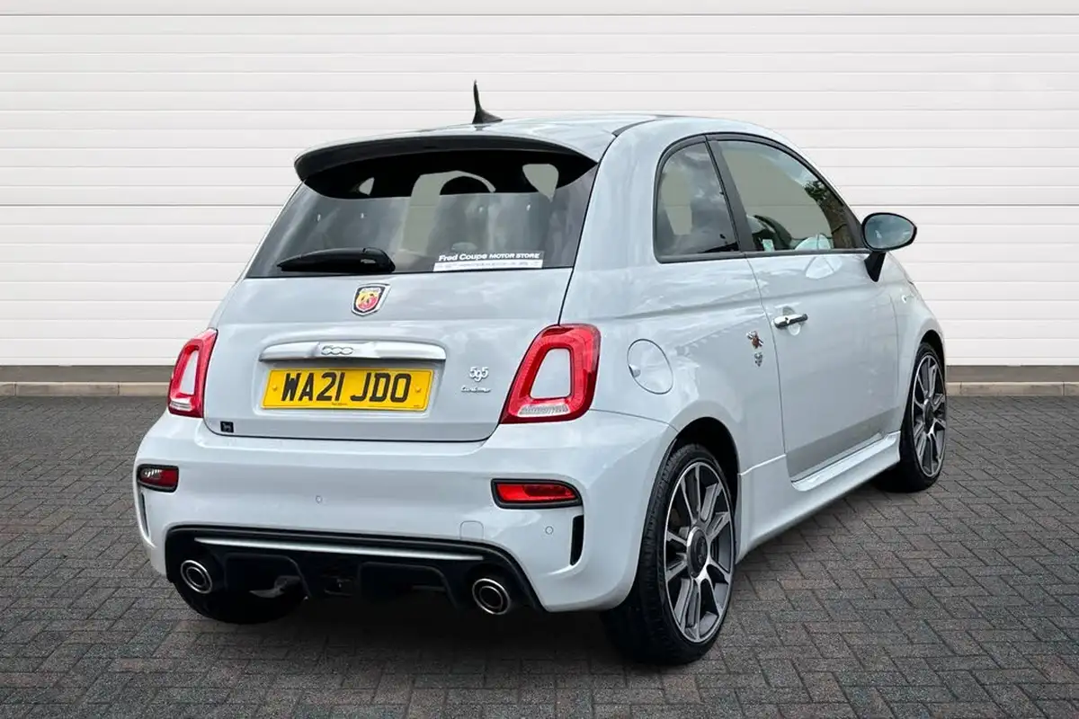 2021-abarth-595-14-tjet-turismo-big-12