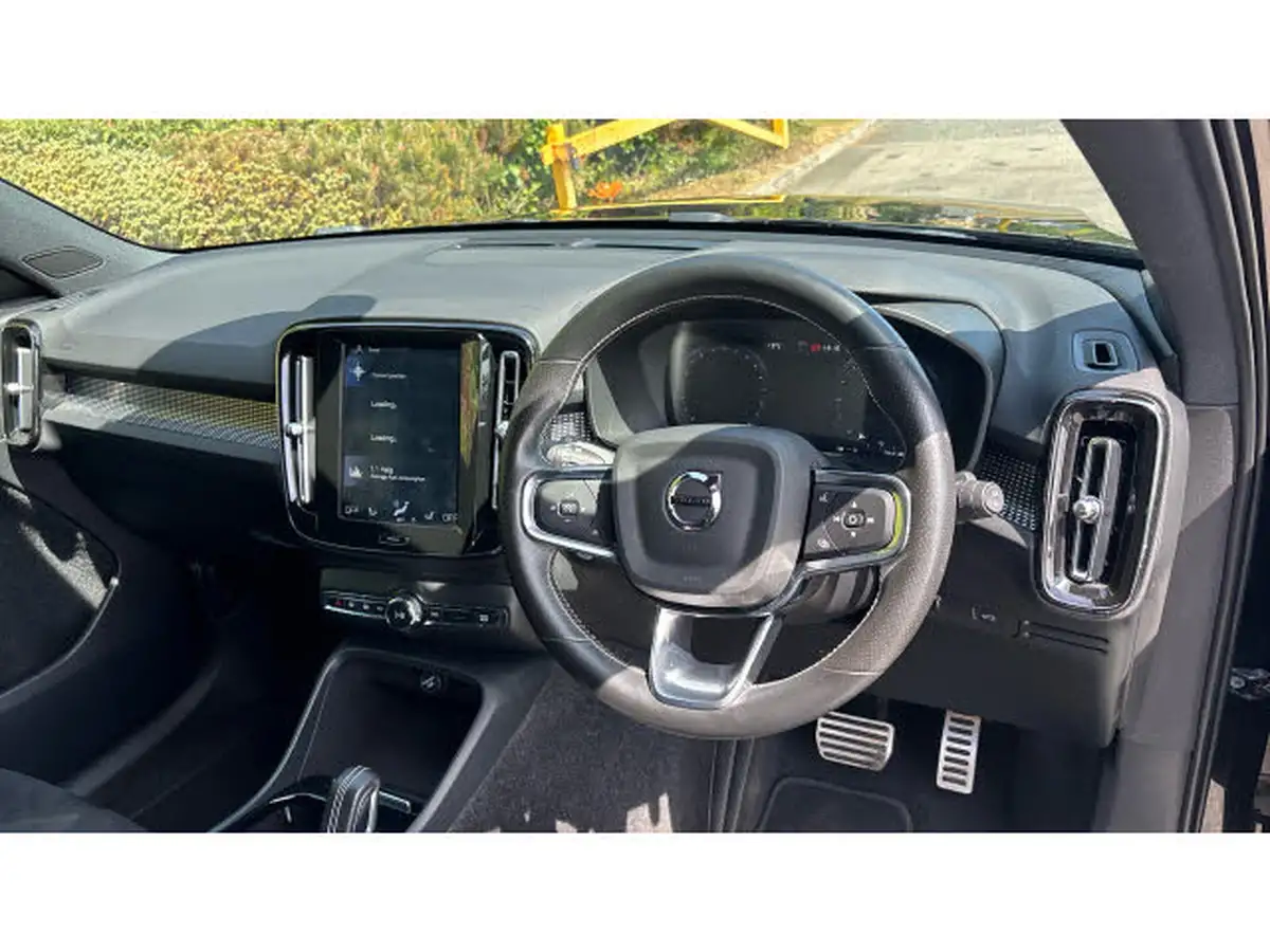 2020-volvo-xc40-20td-d3-r-design-geartronic-big-10