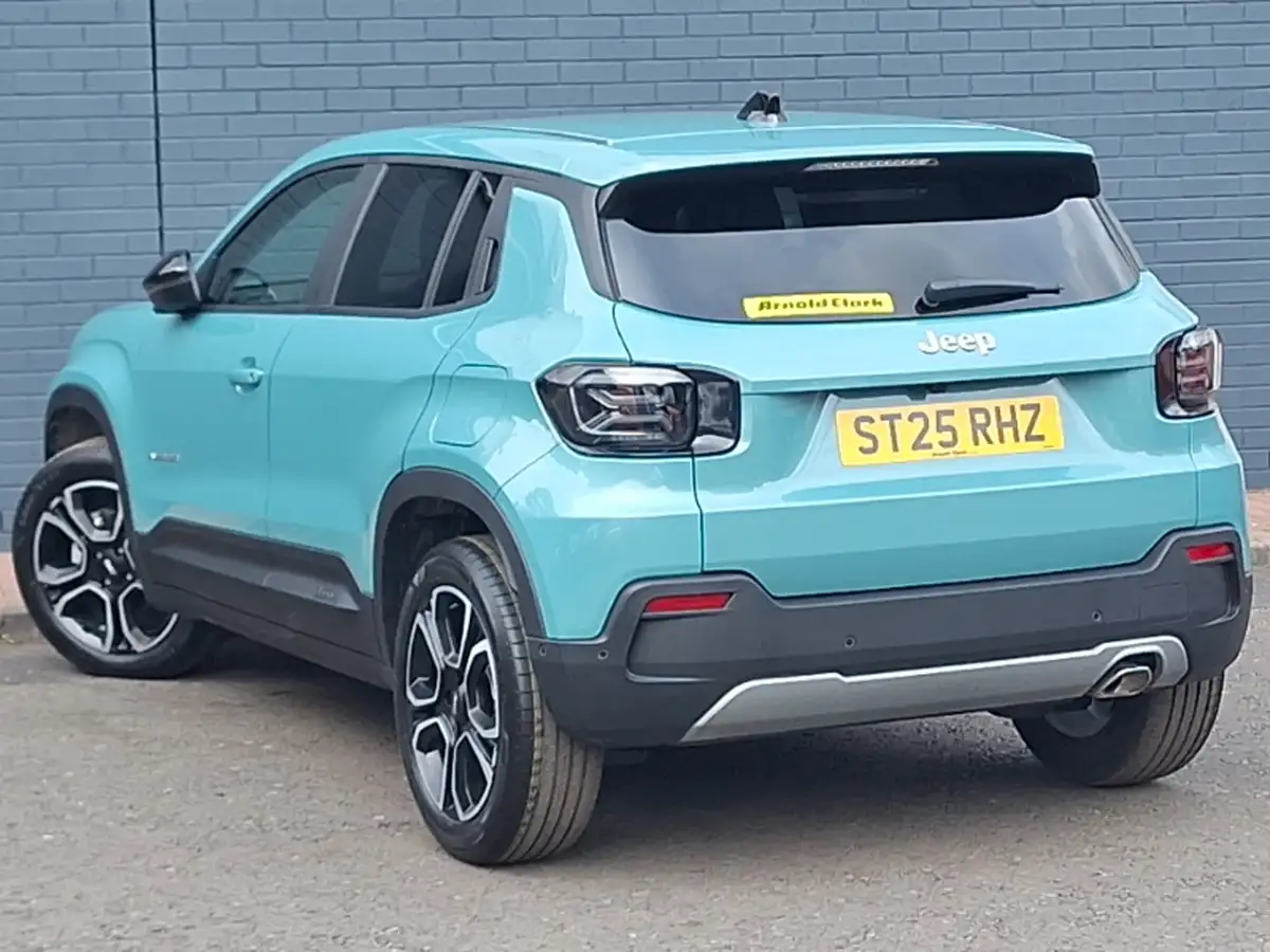 2025-jeep-avenger-12-gse-summit-big-1