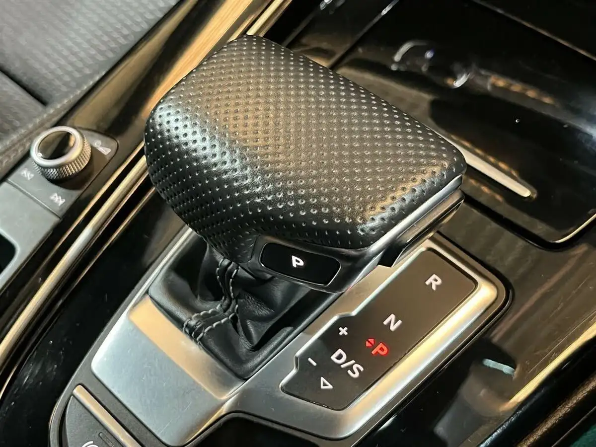 2021-audi-a4-20-40-tdi-black-edition-204ps-big-14