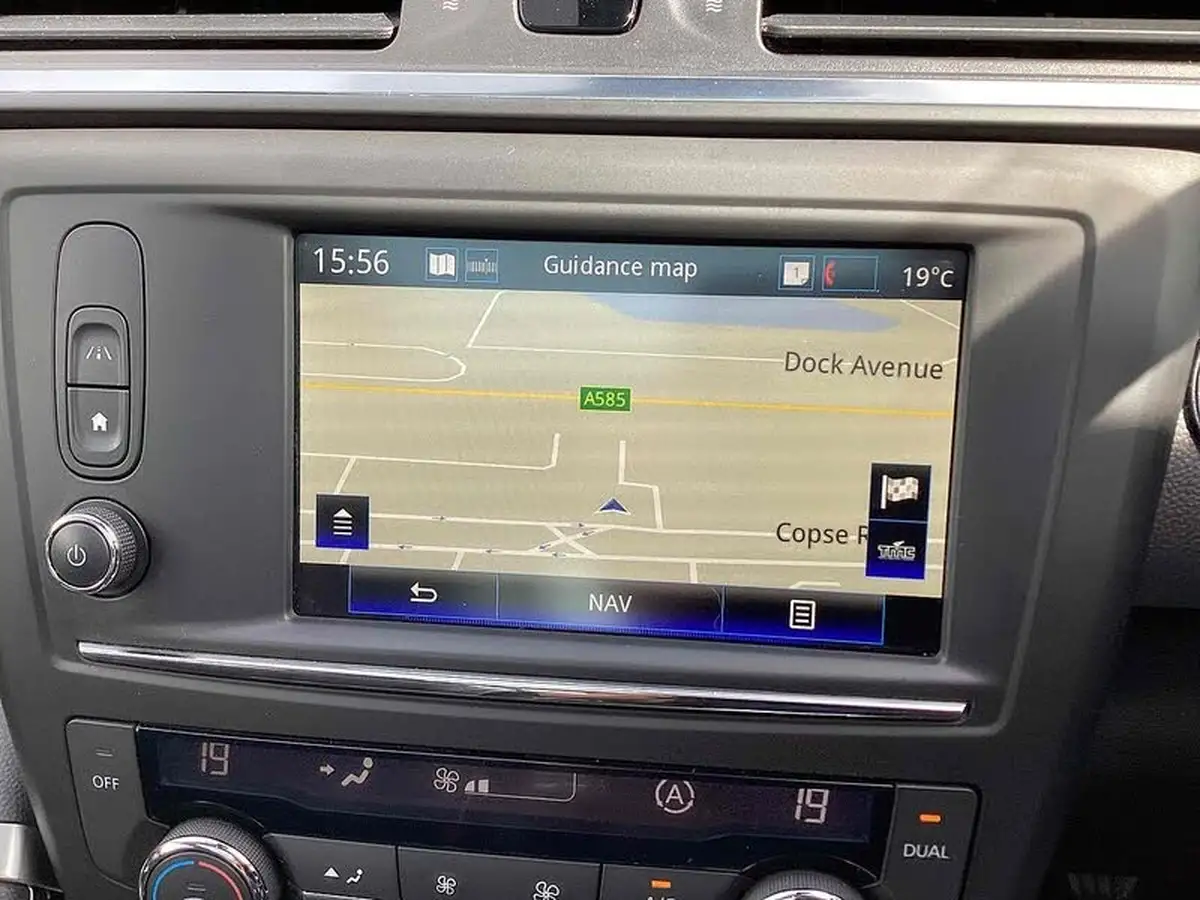 2016-renault-kadjar-16dci-signature-s-nav-big-2