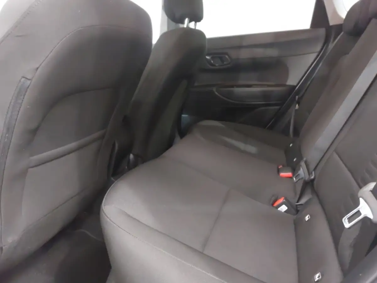 2025-hyundai-bayon-10-t-gdi-premium-100ps-7dct-big-5