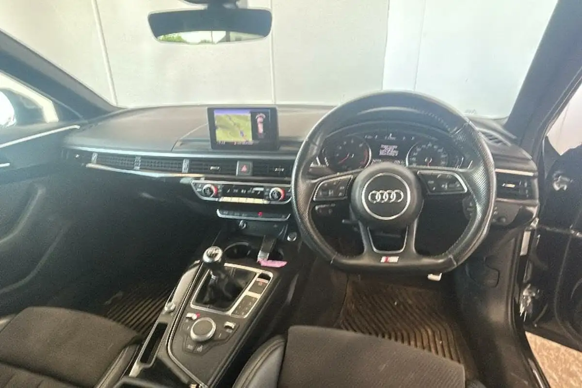 2018-audi-a4-avant-14-tfsi-black-edition-big-19