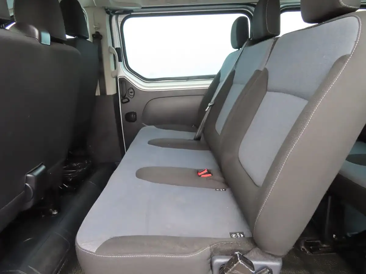 2019-vauxhall-vivaro-16cdti-2900-l1h1-120pseu6c-ss-9-seats-combi-big-37