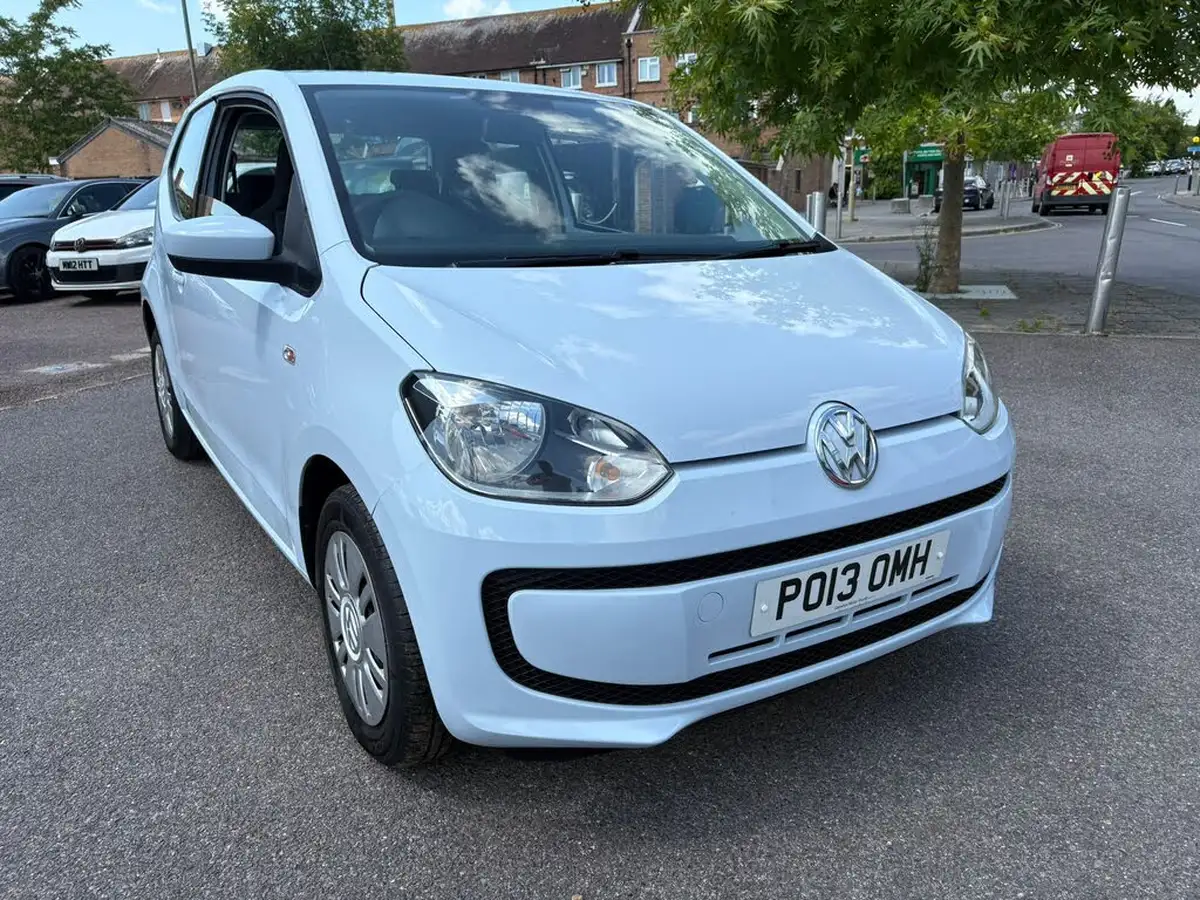 2013-volkswagen-up-10-move-up-59bhp-3d-big-0