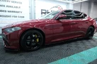 2017-alfa-romeo-giulia-20-veloce-small-2