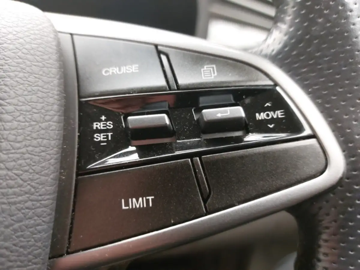 2024-peugeot-308-sw-15-bluehdi-gt-big-14