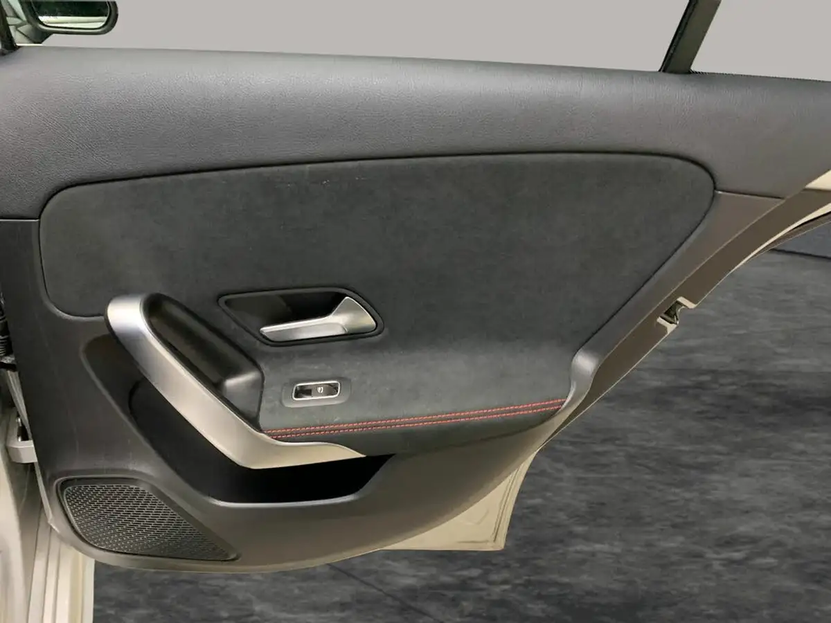 2019-mercedes-benz-a-class-13-a200-amg-line-executive-hatchback-5d-big-36