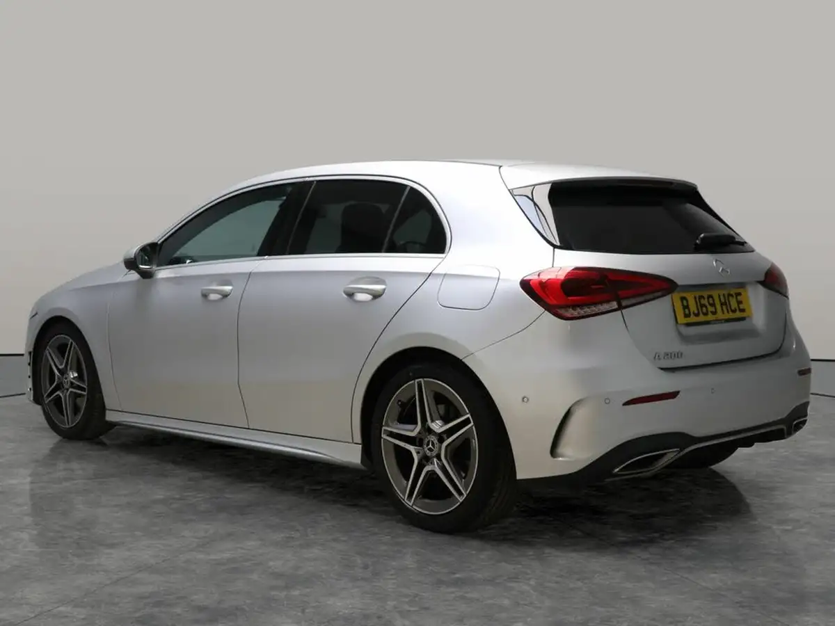 2019-mercedes-benz-a-class-13-a200-amg-line-executive-hatchback-5d-big-12