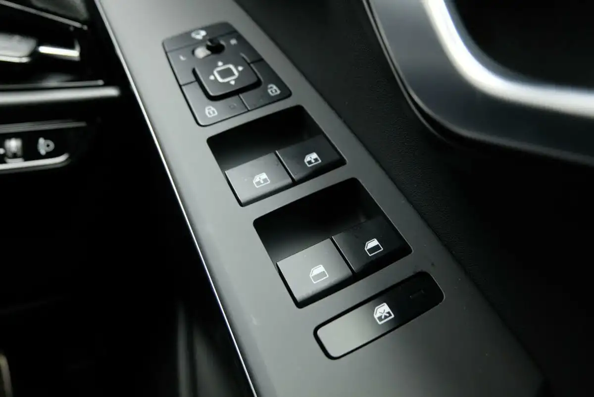 2024-kia-niro-16-gdi-4-127bhp-hev-132kwh-big-31