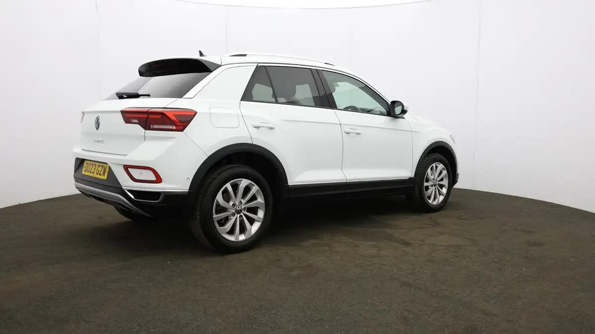 2023-volkswagen-t-roc-15-tsi-style-hatchback-5d-big-58