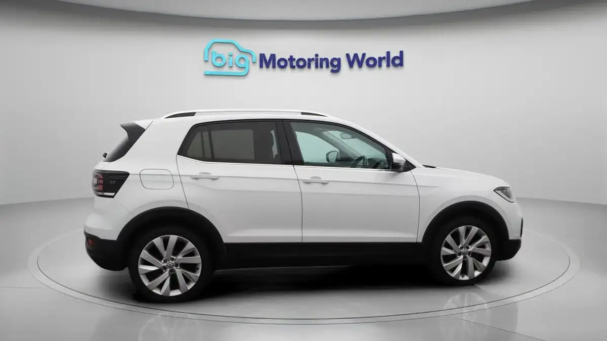 2020-volkswagen-t-cross-10-tsi-sel-115ps-dsg-big-8