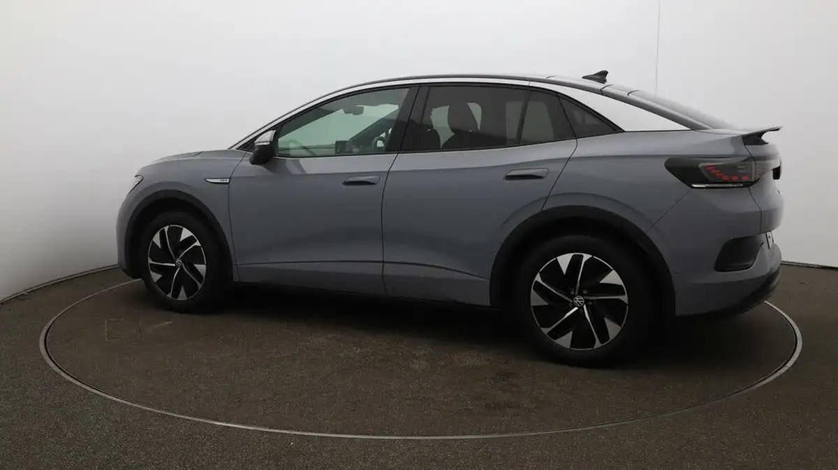 2023-volkswagen-id5-e-tech-174ps-big-48