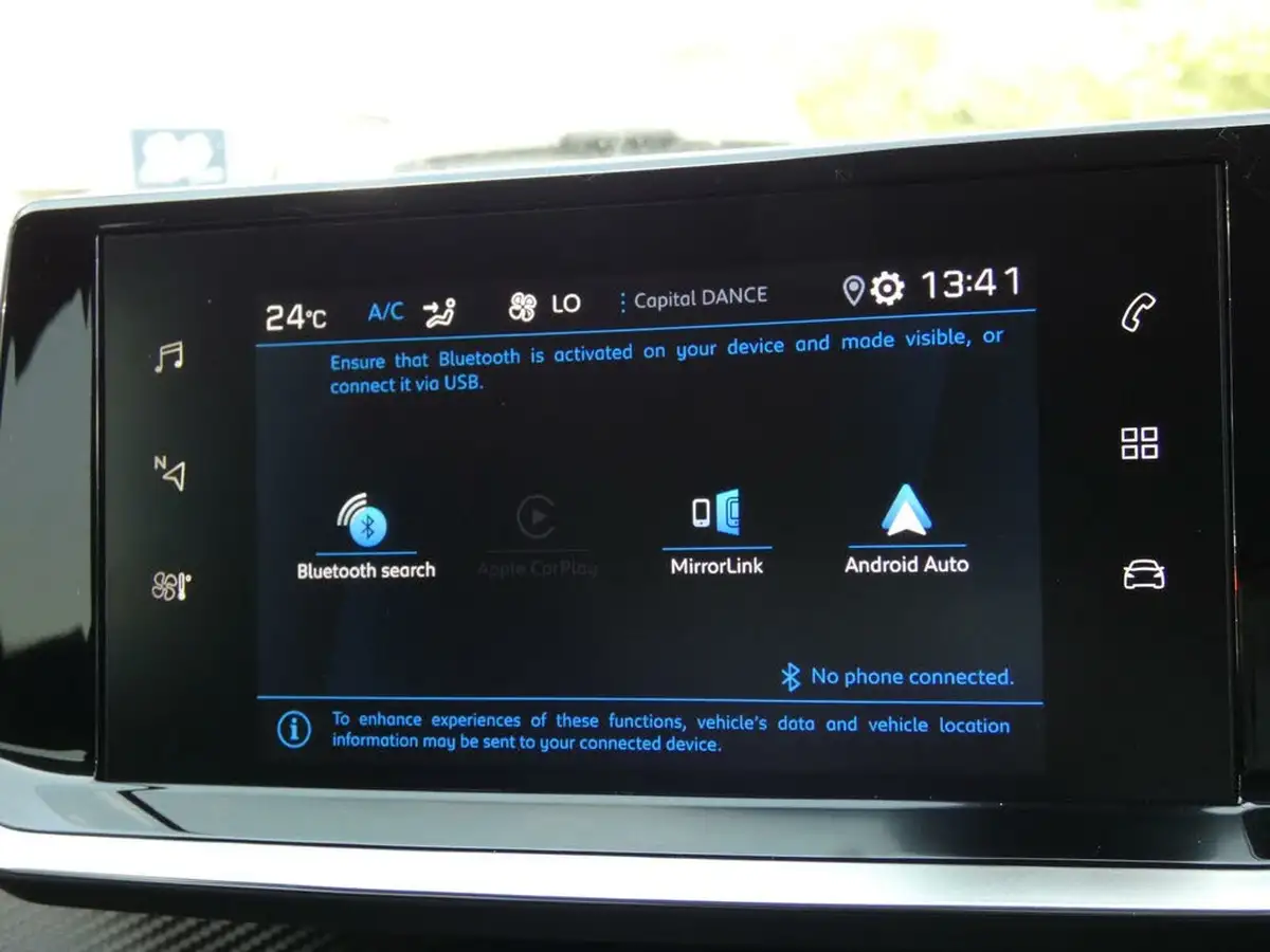 2020-peugeot-2008-suv-12-puretech-allure-100bhp-big-25