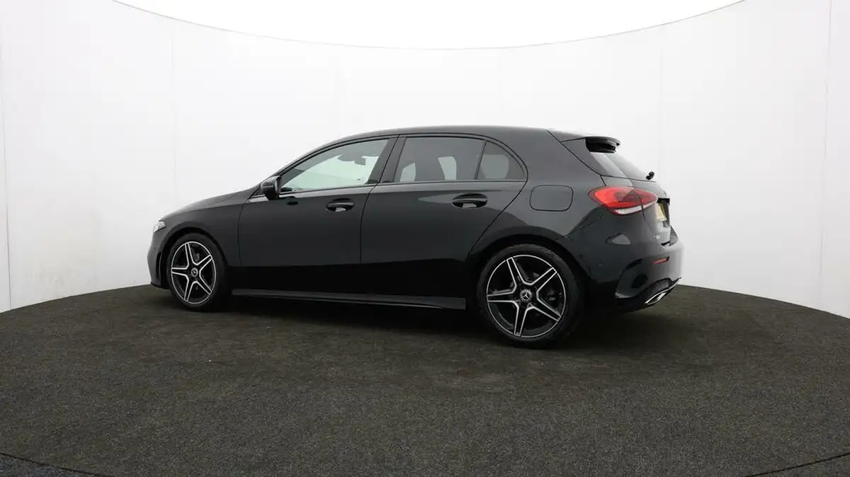 2022-mercedes-benz-a-class-13-a180-amg-line-executive-hatchback-5d-7g-dct-big-76