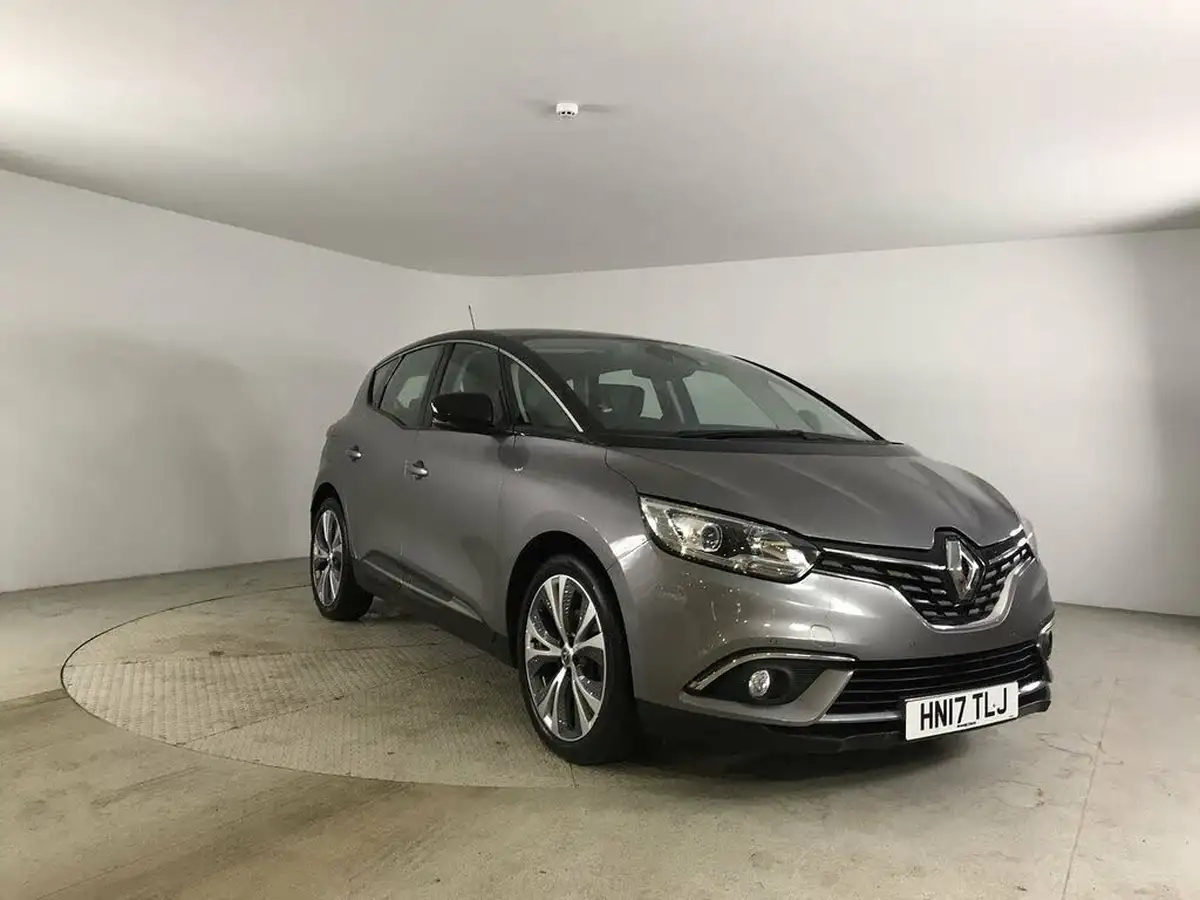 2017-renault-scenic-15dci-dynamique-nav-energy-ss-big-30