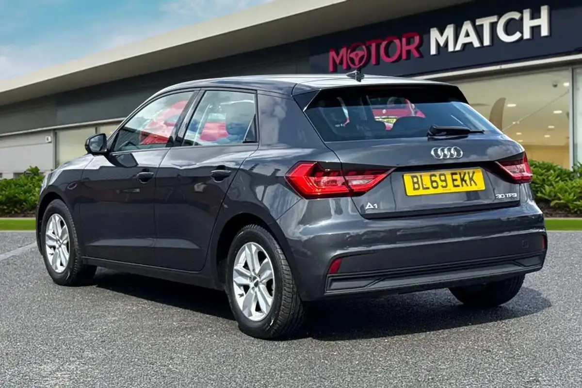 2019-audi-a1-10-30-tfsi-technik-big-1