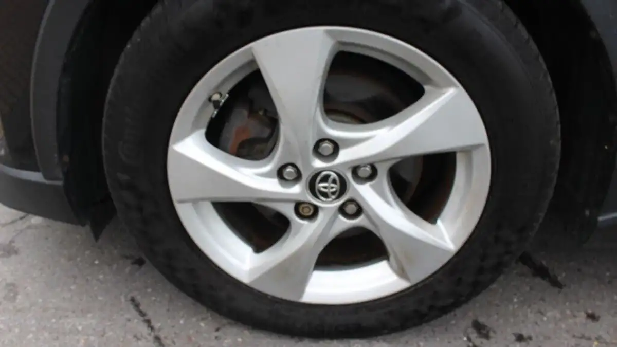 2018-toyota-c-hr-18-vvt-i-icon-foc-sport-pack-big-20
