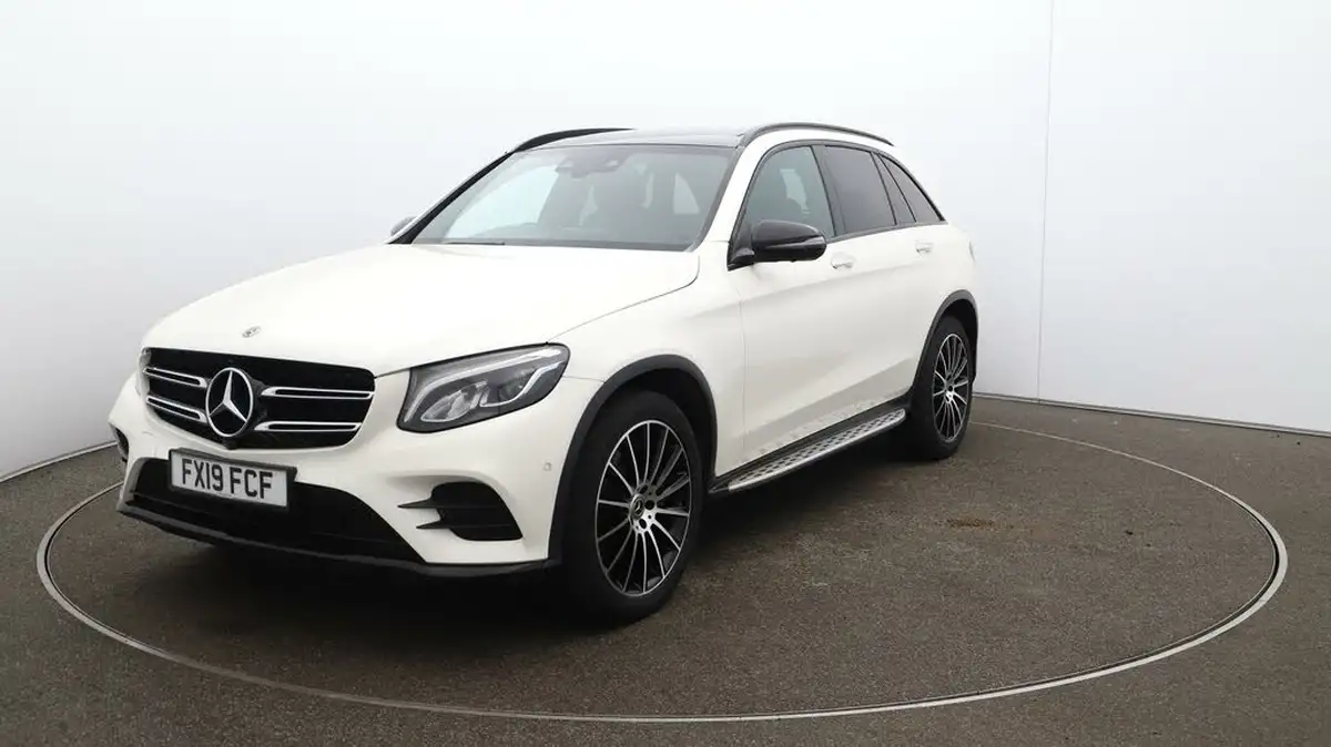 2019-mercedes-benz-glc-class-20-glc250-amg-line-premium-plusss-station-wagon-5d-big-39