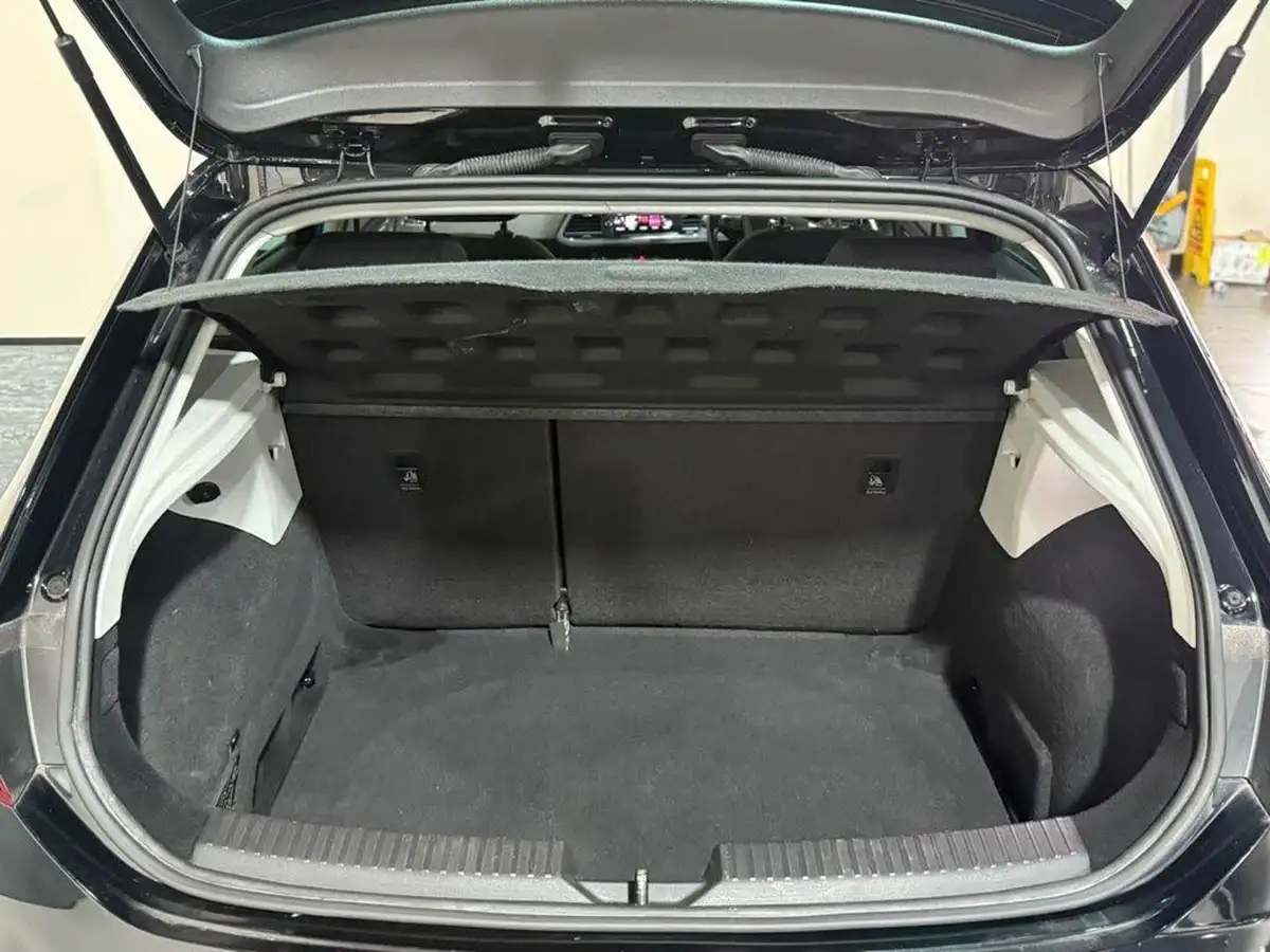 2017-seat-leon-10-tsi-se-technology-hatchback-big-35