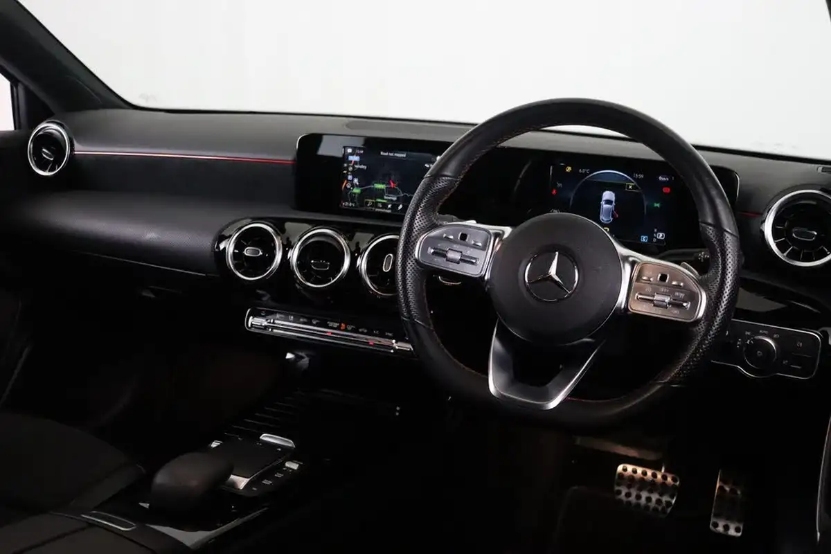 2021-mercedes-benz-a-class-13-a180-amg-line-hatchback-5d-7g-dct-big-15