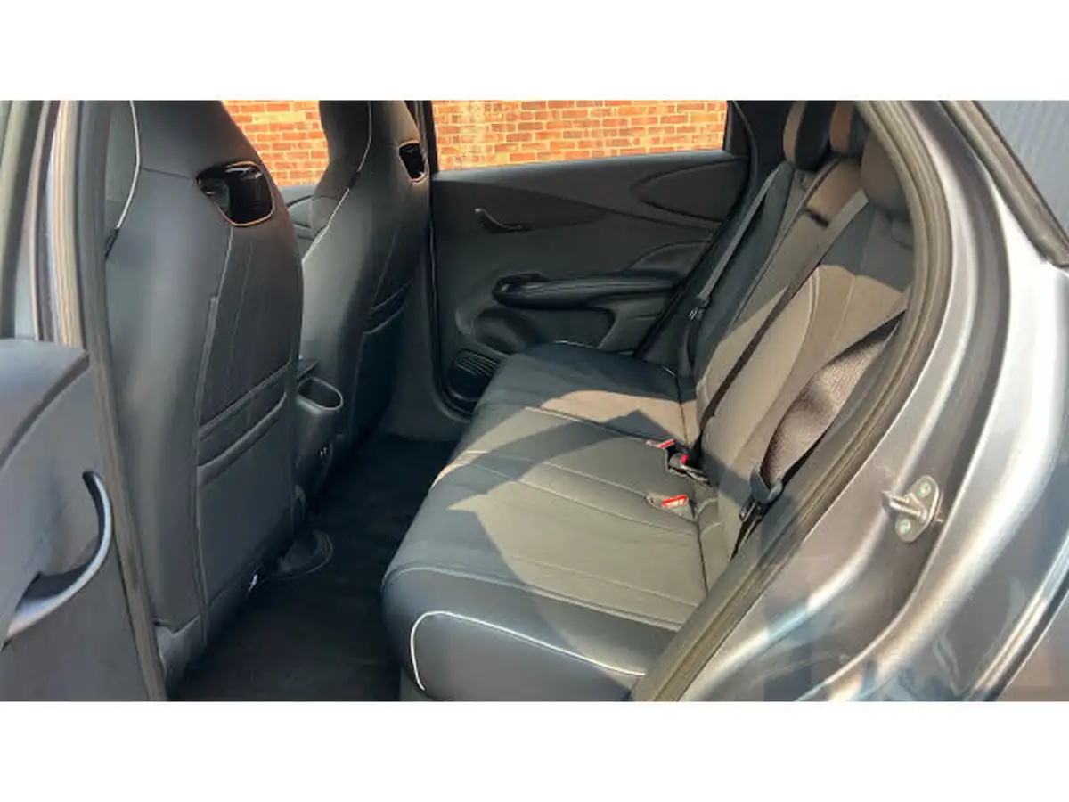 2025-byd-dolphin-e-comfort-big-15