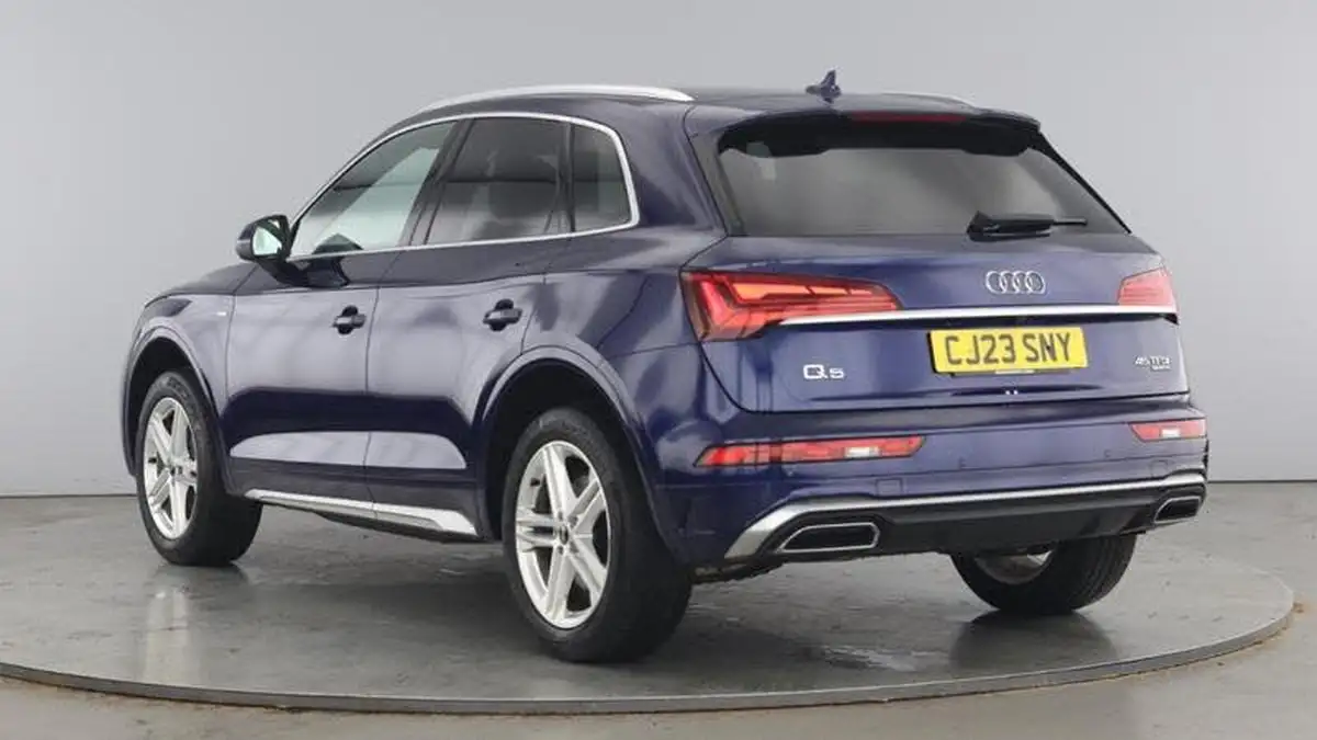 2023-audi-q5-20-45-tfsi-s-line-station-wagon-big-2