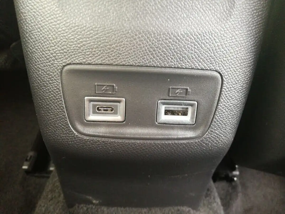 2024-peugeot-2008-suv-12-puretech-allure-130ps-big-9