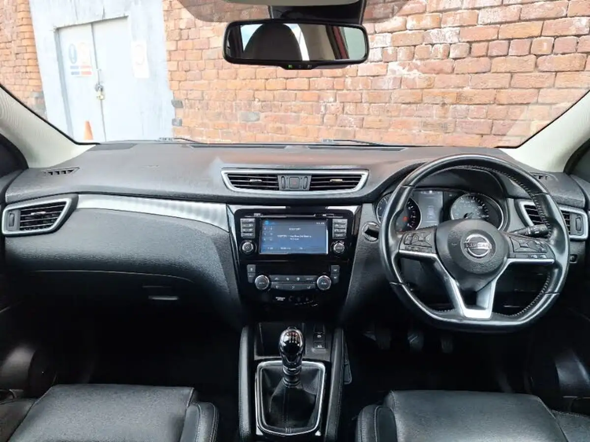 2018-nissan-qashqai-13-dig-t-tekna-160ps-big-2