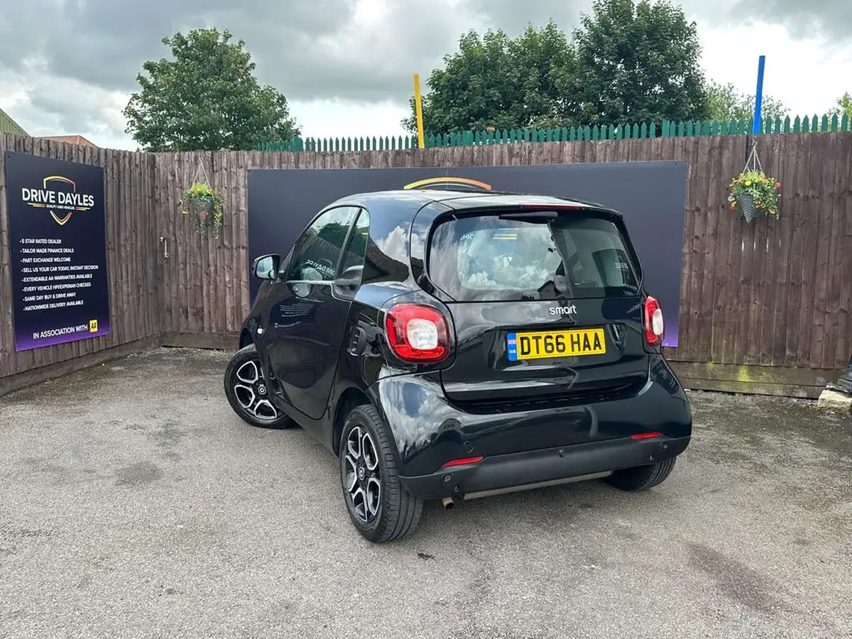 2017-smart-fortwo-10-prime-71bhp-premiumss-coupe-twinamic-big-1