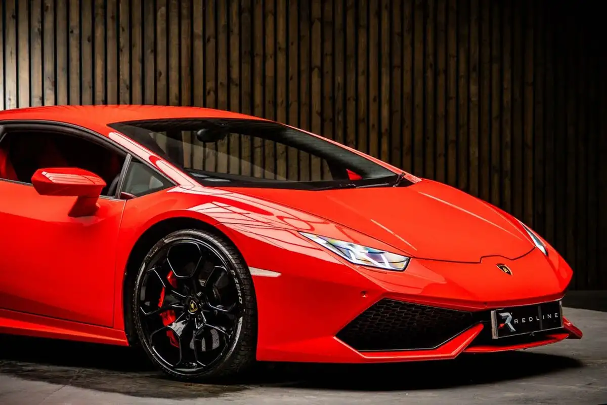 2016-lamborghini-huracan-52-lp-610-4-4wd-coupe-big-9