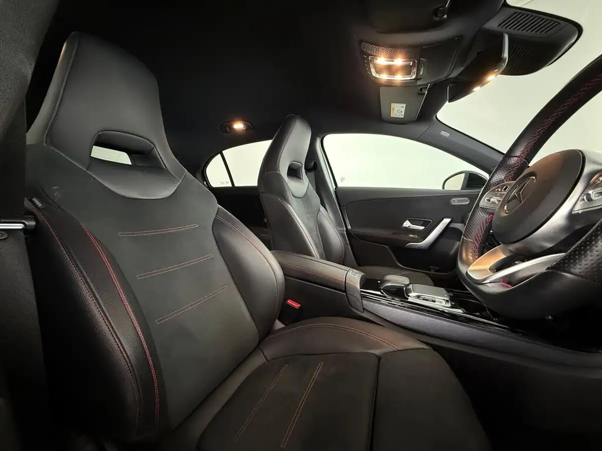2019-mercedes-benz-a-class-15d-a180d-amg-line-executive-hatchback-5d-7g-dct-big-11