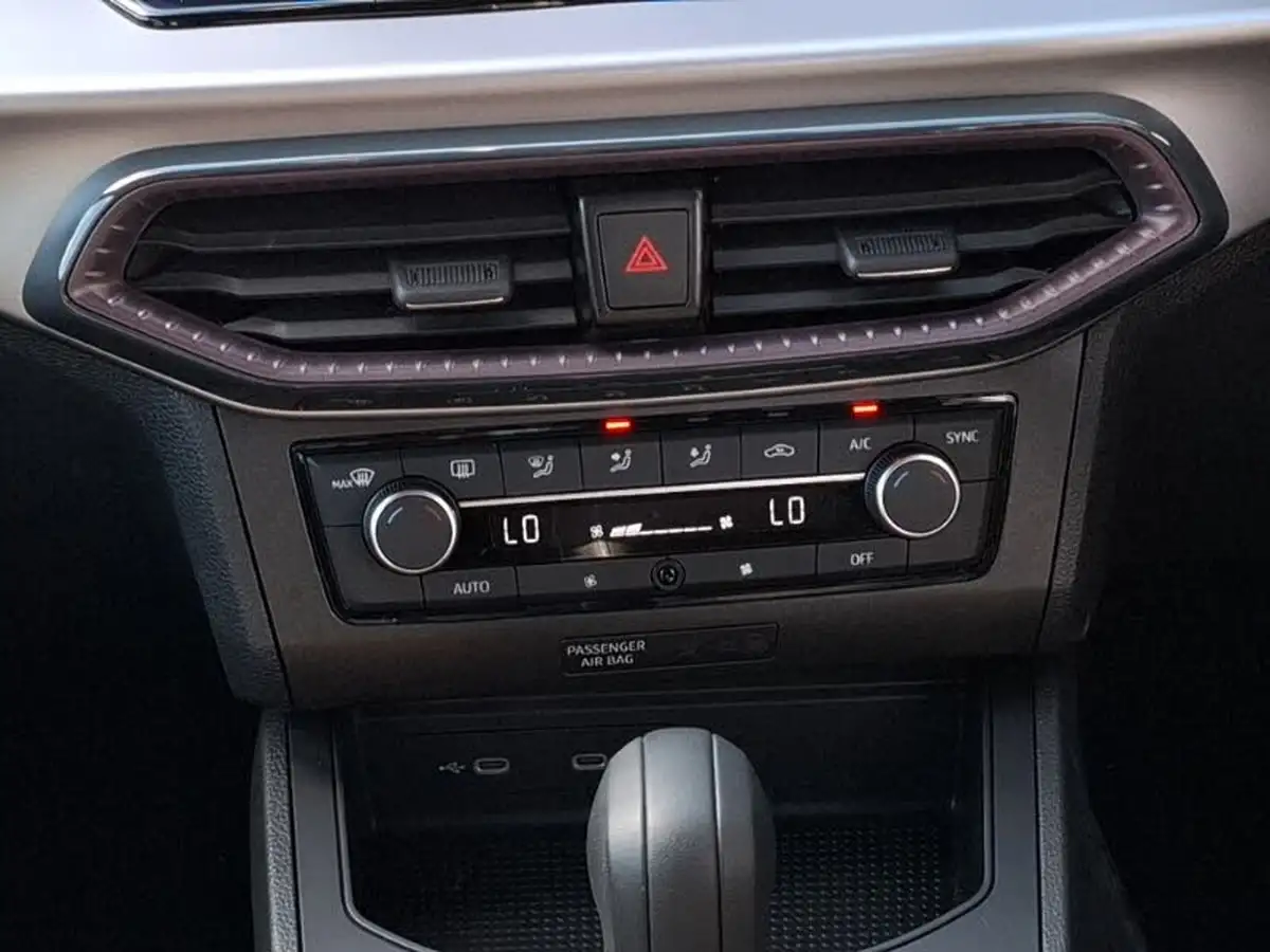 2025-seat-ibiza-10-tsi-xcellence-115ps-dsg-big-10