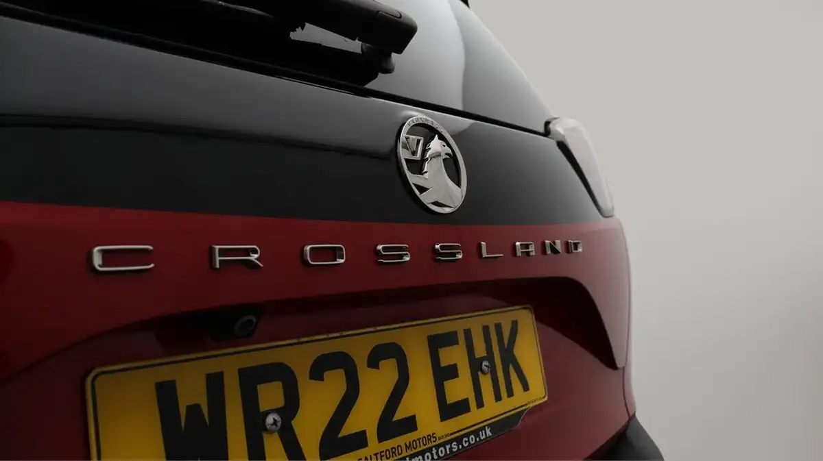 2022-vauxhall-crossland-12-elite-edition-130ps-auto-big-21