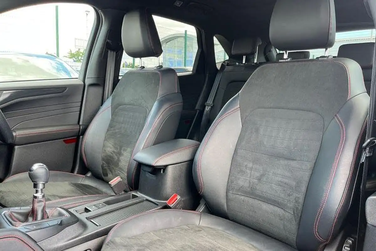 2023-ford-kuga-15t-st-line-x-edition-big-18