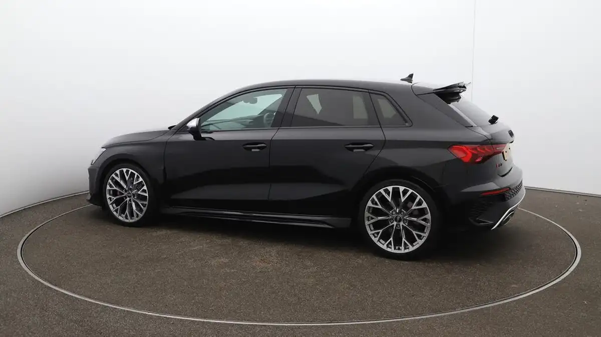 2022-audi-rs3-25-tfsi-sportback-5d-big-50