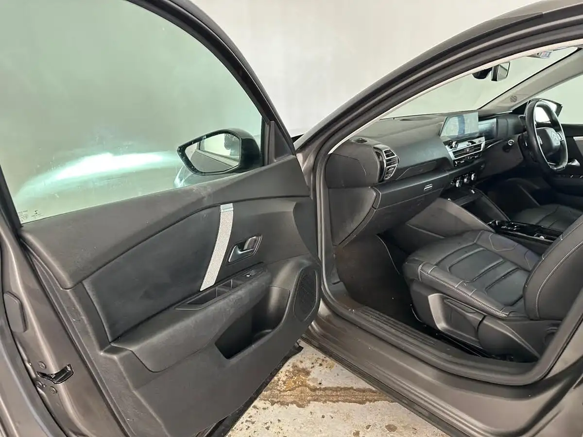 2021-citroen-c4-12-puretech-shine-plus-155ps-big-16