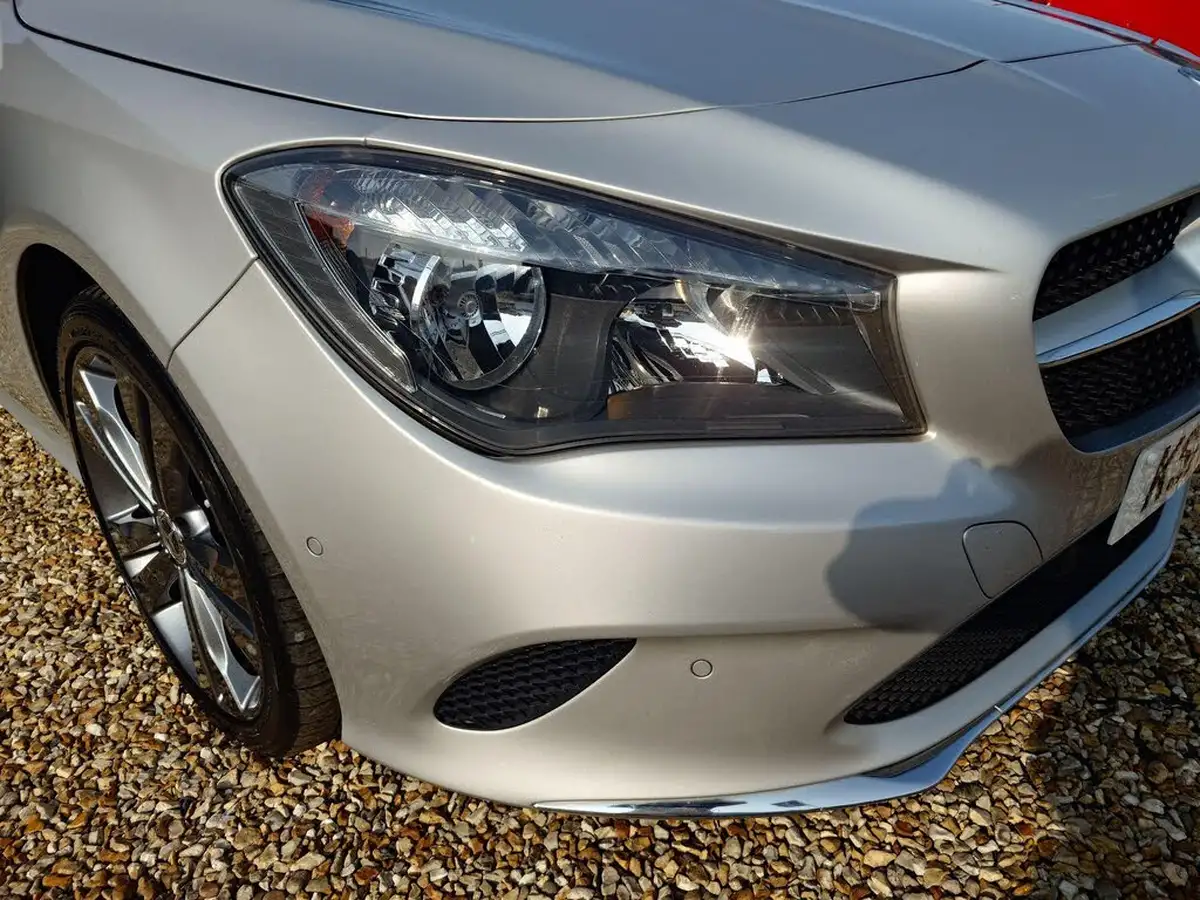 2017-mercedes-benz-cla-21d-cla-200-sport-coupe-4d-big-6