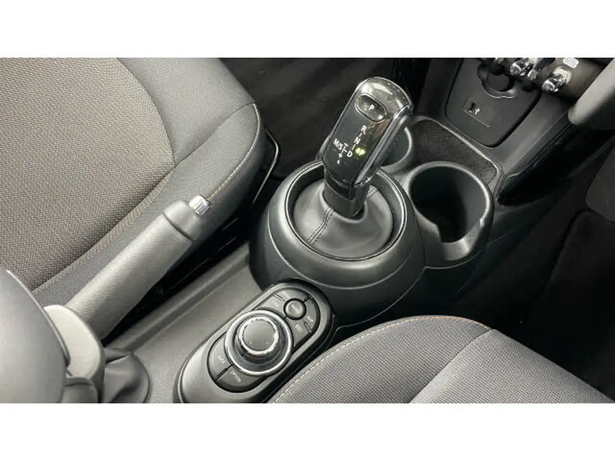 2023-mini-cooper-15-cooper-classic-premium-auto-hatchback-3d-auto-big-9