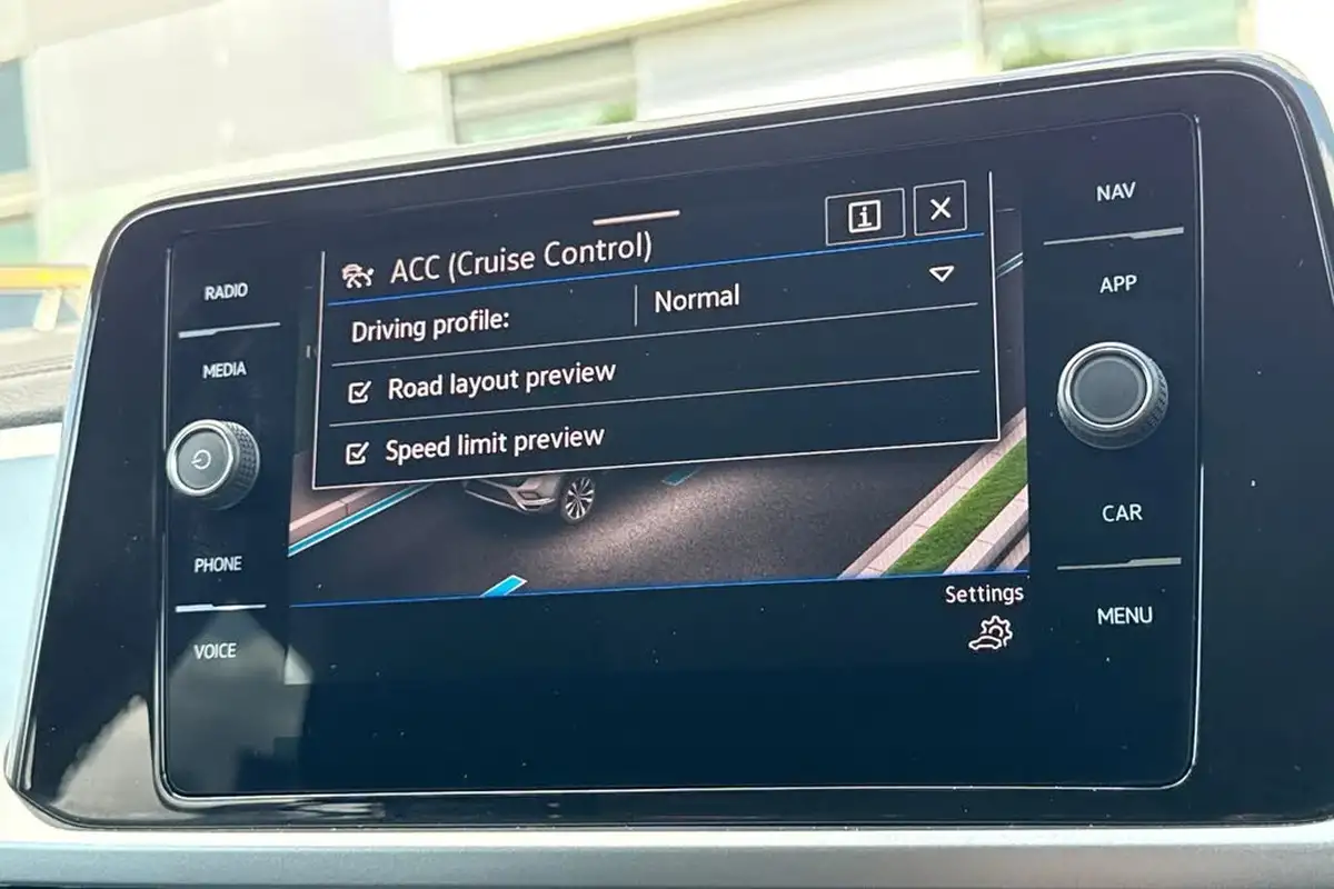 2024-volkswagen-t-roc-15-tsi-match-dsg-big-30