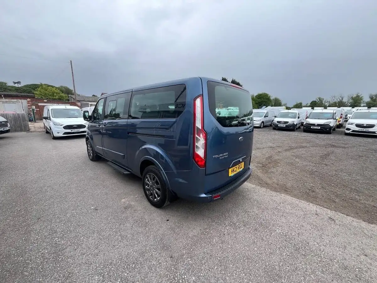 2021-ford-tourneo-custom-20tdci-320-l2-titanium-x-mhev-185pseu6dt-big-14