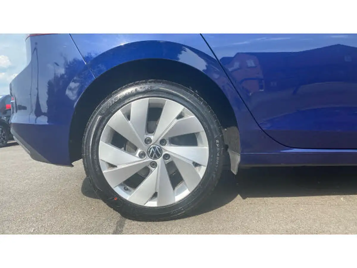 2021-volkswagen-golf-15-etsi-style-130ps-hatchback-big-6