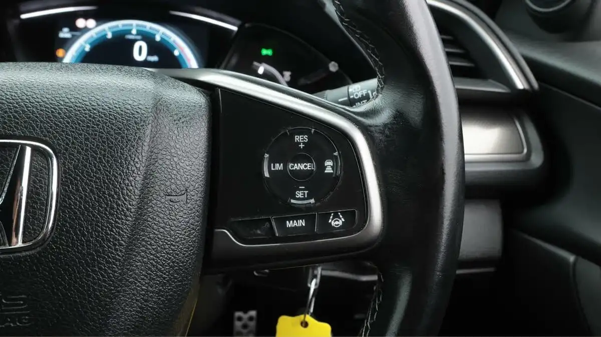 2018-honda-civic-10-vtec-turbo-sr-129ps-hatchback-5d-big-22