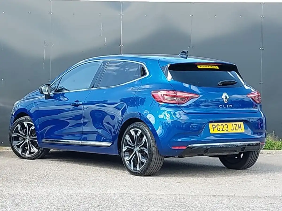 2023-renault-clio-16-techno-big-1