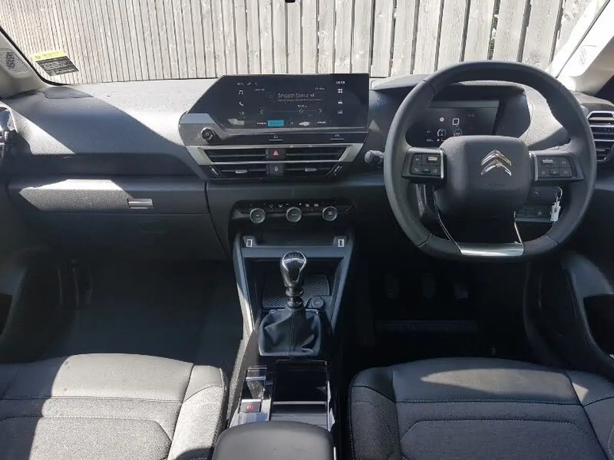 2023-citroen-c4-12-puretech-sense-big-2