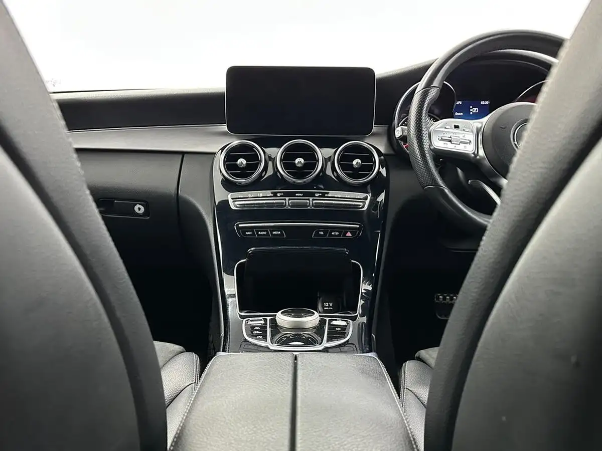 2018-mercedes-benz-c-class-15-c200-amg-line-ss-estate-5d-big-18