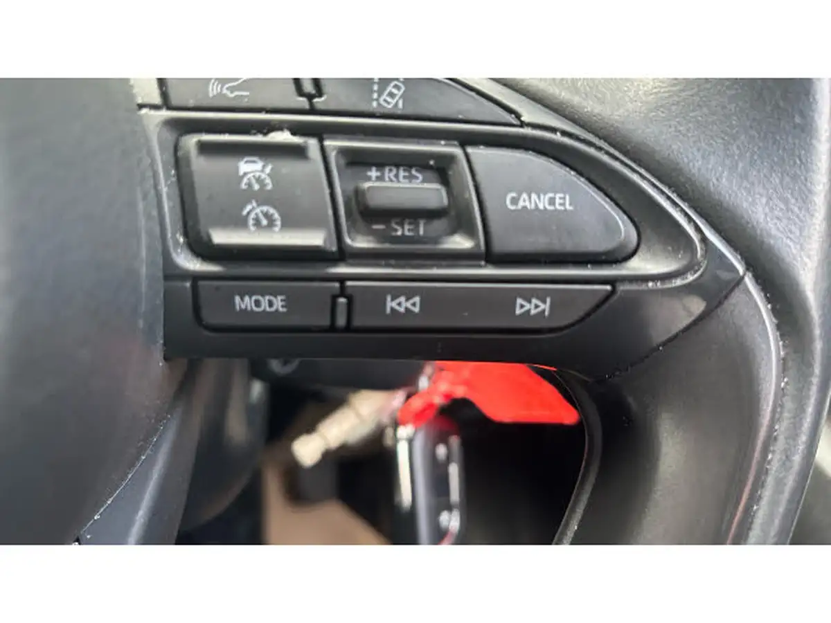 2023-toyota-yaris-15-vvt-i-design-big-24
